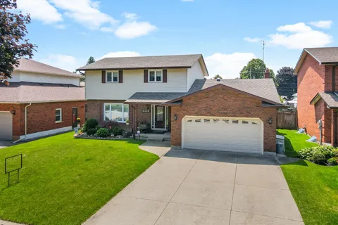 6408 Galaxy Drive, ON L2J 3Y3