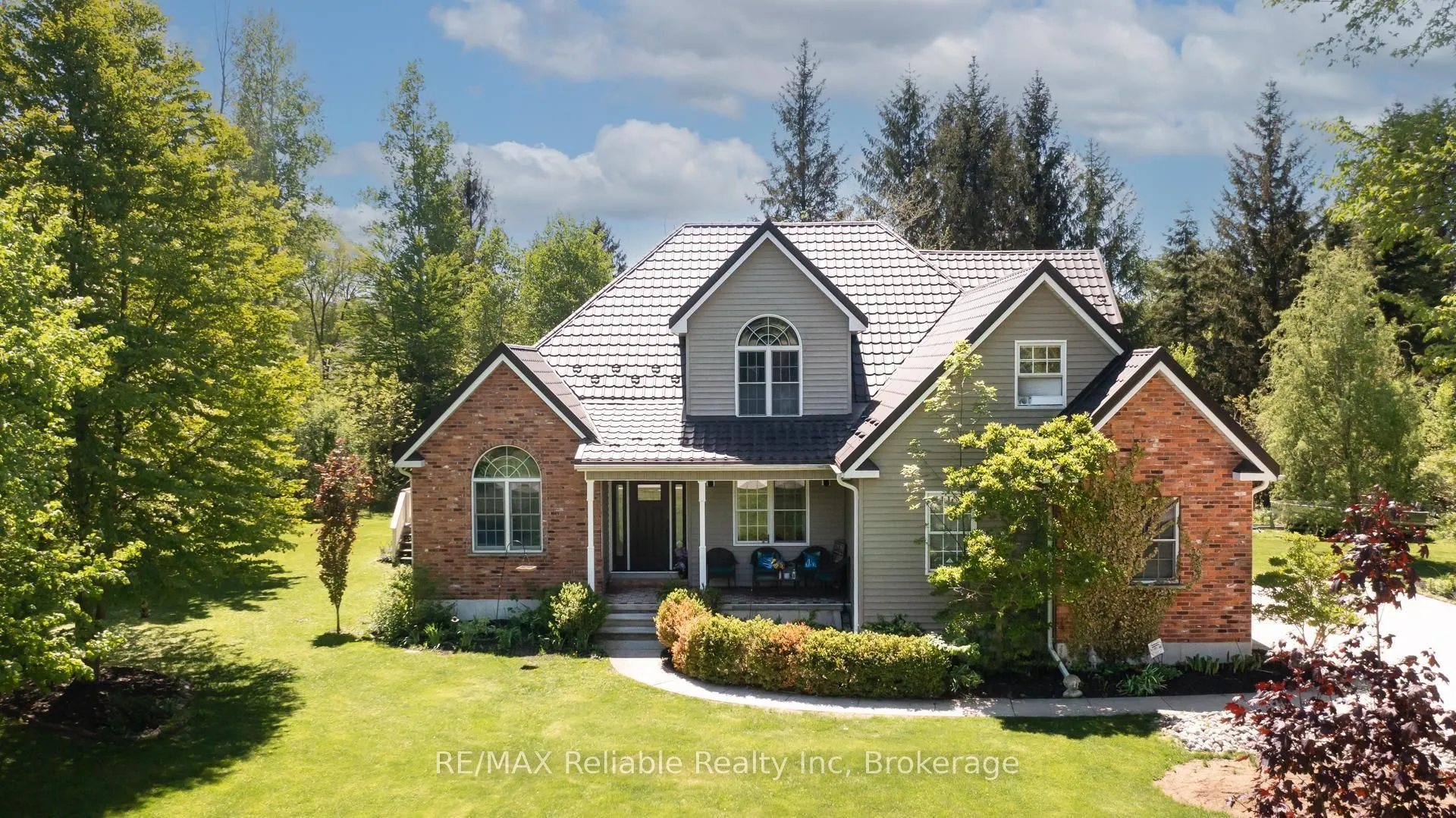 32 Christy Street, Bluewater, ON N0M 1G0
