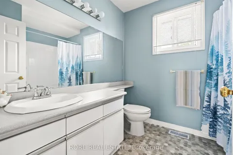 11 QUEENSTON Boulevard, Fort Erie, ON L2A 1K2