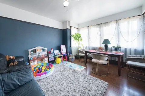 755 Colborne Street, Brantford, ON N3S 3S2