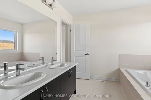 61 Golden Meadows Drive, ON K9J 0K8