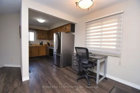 56 Muscot Drive, ON L8J 2B3