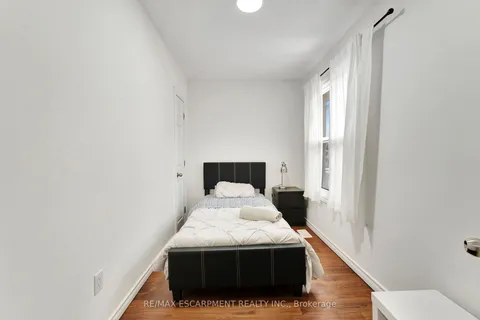 23 Palace Street, Brantford, ON N3T 3W5