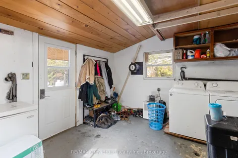 776852 highway 10 Highway, Chatsworth, ON N0H 1R0