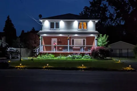 8046 Beaverdams Road, Niagara Falls, ON L2H 1R8