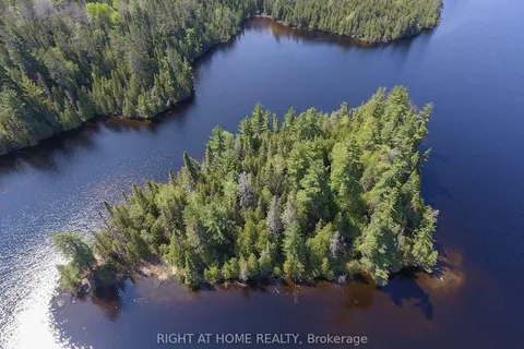 0 Strathcona Island N/A, ON P0H 2H0