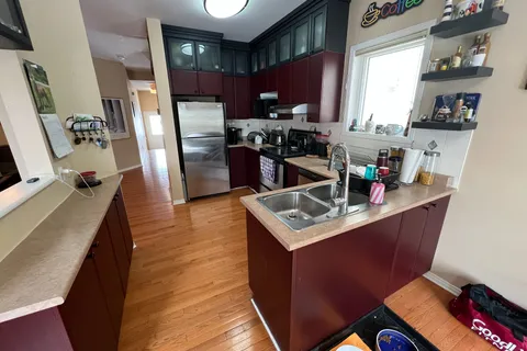 194 Glynn Avenue, Overbrook - Castleheights and Area, ON K1K 4Y3