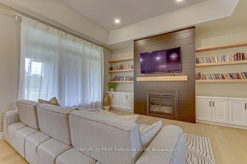6 ASPEN Circle, Thames Centre, ON N0M 2P0