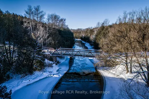 1 southgate srd 57 Road, ON N0G 2L0