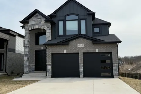 1796 Brayford Avenue, London South, ON N6K 0H4