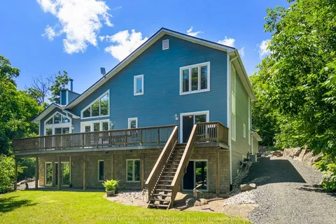 3 LYNDSEY Lane, McKellar, ON P2A 0B5