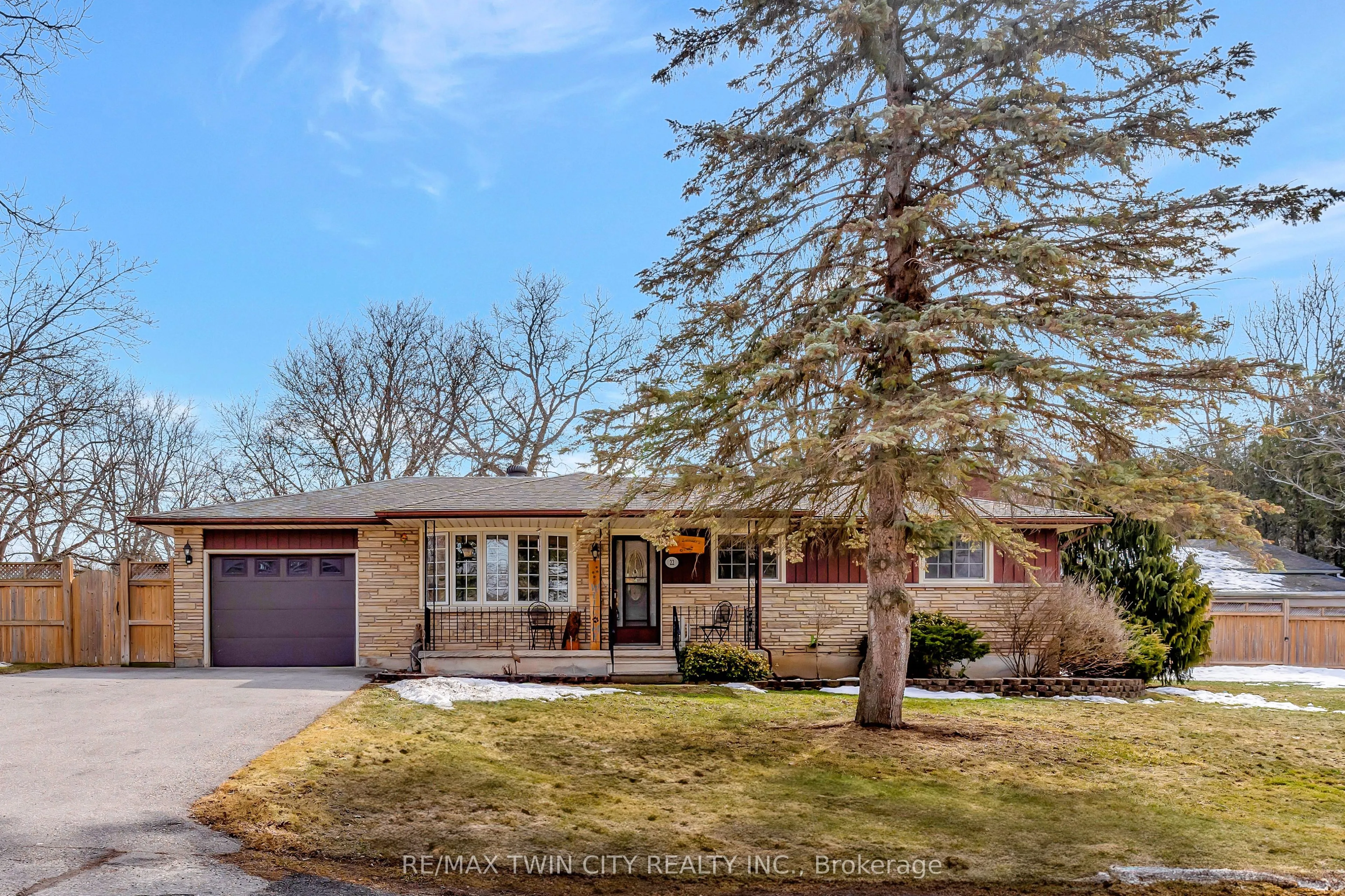 22 Victoria Street, North Dumfries, ON N0B 1L0