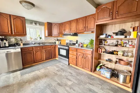 14677 Dafoe Road, South Stormont, ON K0C 1M0