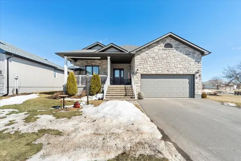 4 Dorchester Drive, Prince Edward County, ON K0K 3L0