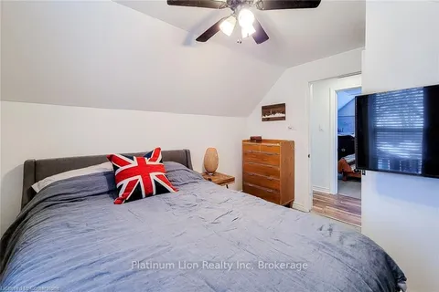 49 East 31st Street, Hamilton, ON L8V 3N8
