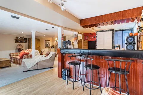 936125 AIRPORT Road, Mulmur, ON L9V 0L3