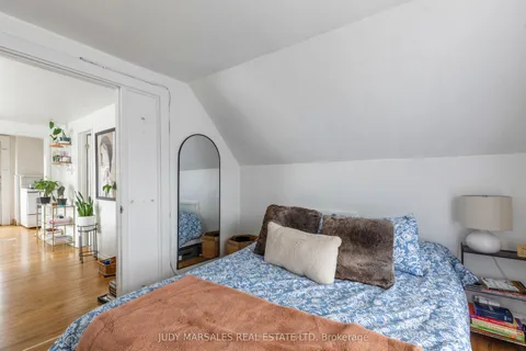 402 Dundurn Street, Hamilton, ON L8P 4L7