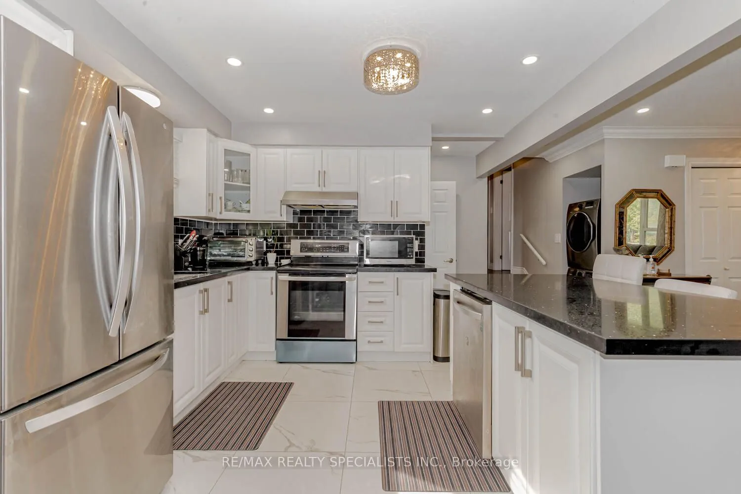 306 Kelson Avenue, Grimsby, ON L3M 4E8