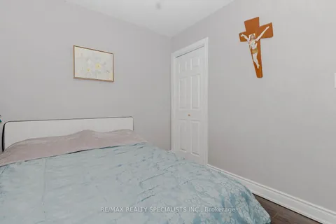 306 Kelson Avenue, Grimsby, ON L3M 4E8