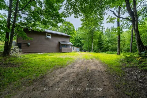 1794 Hadlington Road, Highlands East, ON K0L 2Y0
