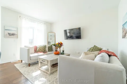 21 Lamb Crescent, Thorold, ON L3C 7M5