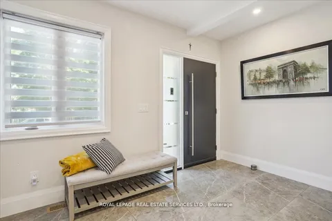 24 Peel Street, Hamilton, ON L9H 2Z9