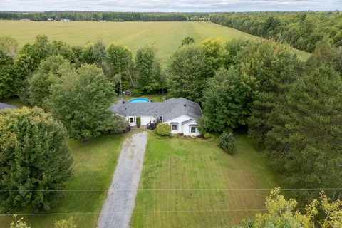 39 Seguinbourg Road, The Nation, ON K0A 1M0
