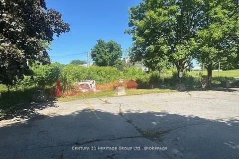 20 Village Drive, Kingston, ON K7K 6K6