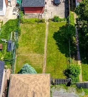 175 VICTORIA Avenue, Hamilton, ON L8L 5E9
