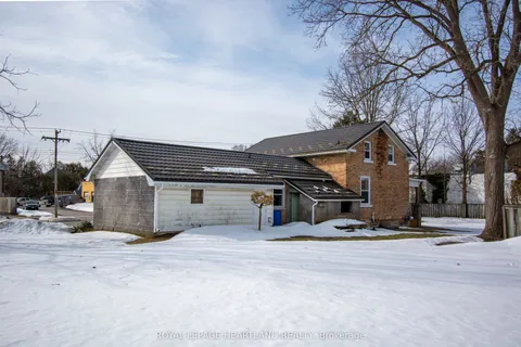 18 Simcoe Street, South Huron, ON N0M 1S1