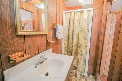 900 Wyldewood Road, Port Colborne, ON L0S 1R0