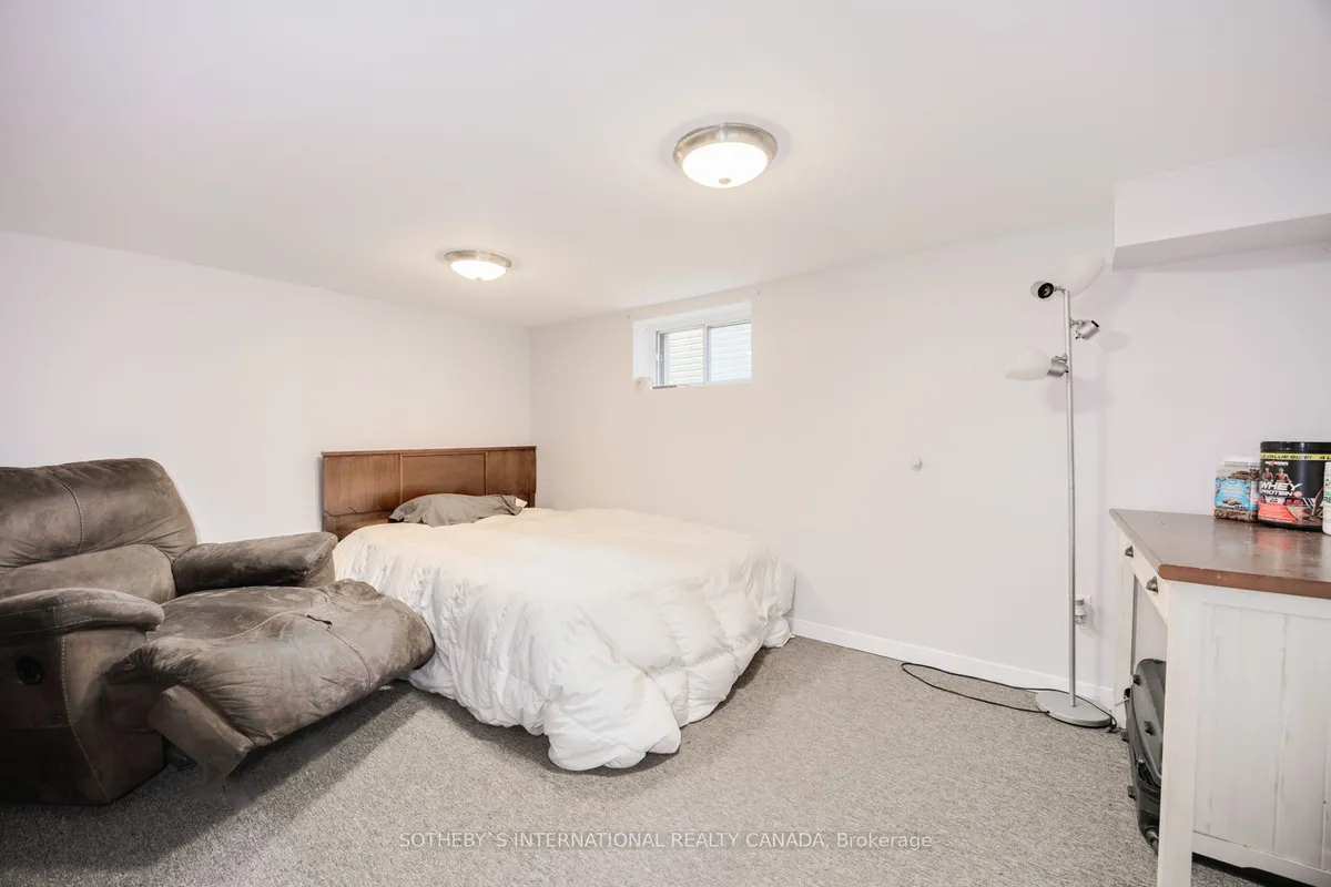 82 Durham Street, ON K9V 2P9