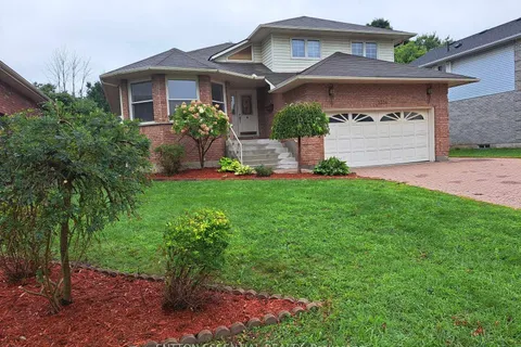 1314 Millwood Avenue, Brockville, ON K6V 6S7