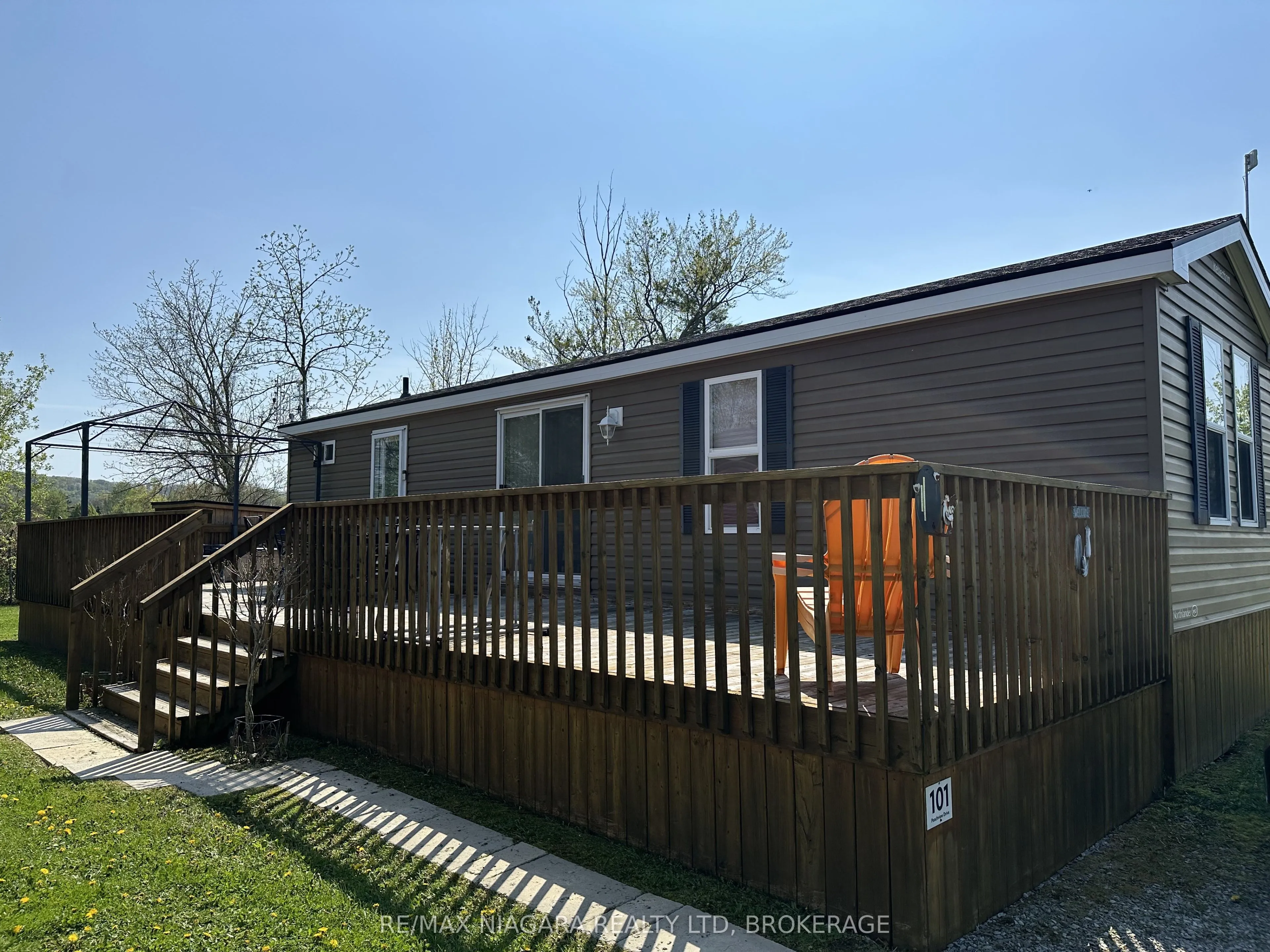 1501 Line 8 Road, Niagara-on-the-Lake, ON L0S 1L0