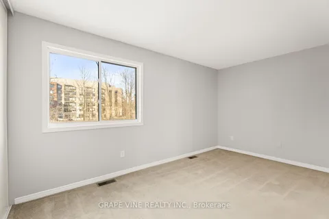 430 Lawler Crescent, Orleans - Cumberland and Area, ON K4A 3Y3