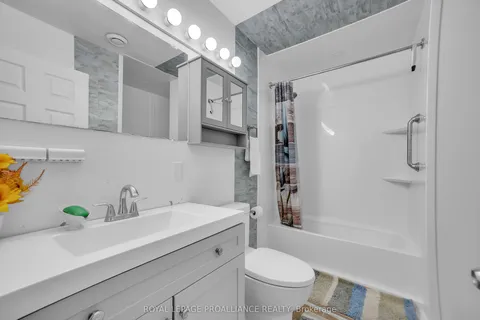 25 Emily Street, Belleville, ON K8N 2P4