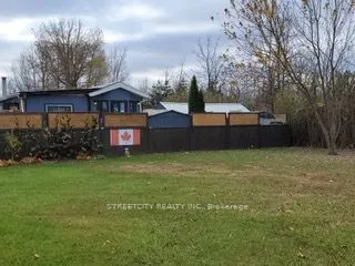 4351 London Line, Plympton-Wyoming, ON N0N 1T0