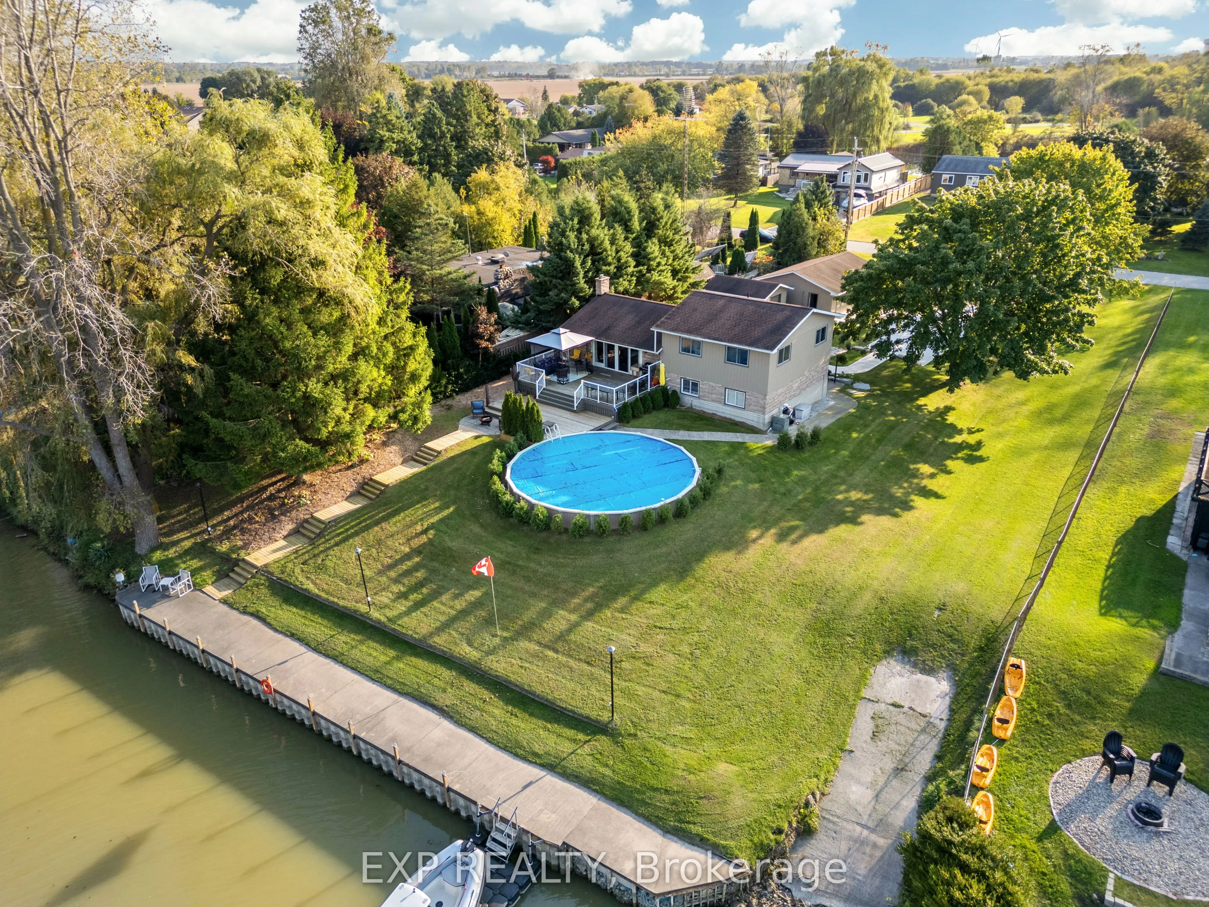9952 Prince Philip Street, Lambton Shores, ON N0M 2N0