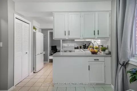 62 Terrace Drive, Hamilton, ON L9H 3X2