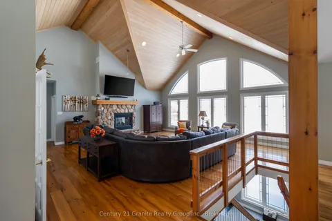1047 Bonis Lane, Minden Hills, ON K0M 2K0
