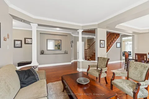 578 Anjana Circle, Barrhaven, ON K2J 0C9