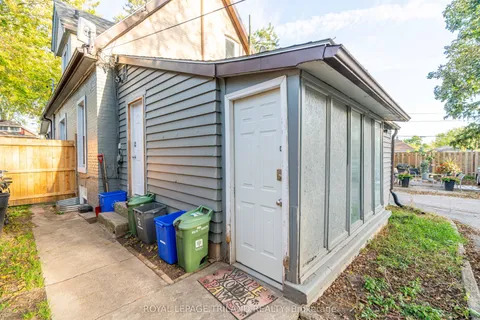 7 MARMORA Street, ON N5Z 1Z4