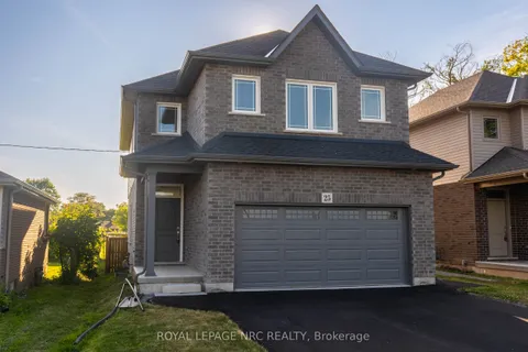 25 Mcmann Drive, Thorold, ON L2V 2V5