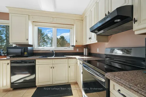 2 Tally Ho-Swords Road, Seguin, ON P2A 2W9