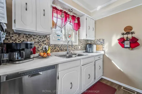 433 Parkdale Avenue, Fort Erie, ON L2A 5A7