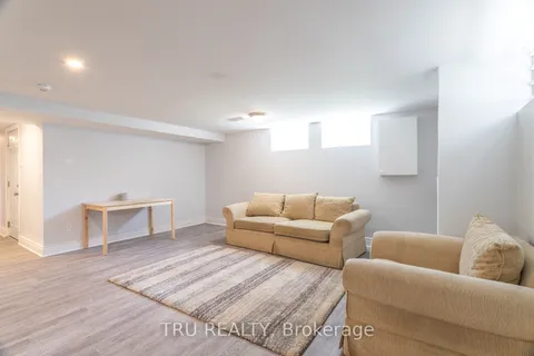 1415 Larose Avenue, Carlington - Central Park, ON K1Z 7X6