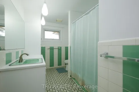 1415 Larose Avenue, Carlington - Central Park, ON K1Z 7X6