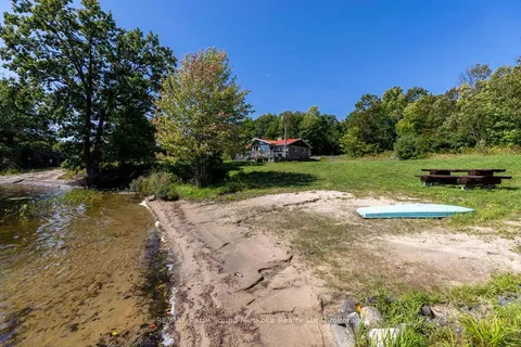 122 Grey Owl Road, McKellar, ON P2A 0B5