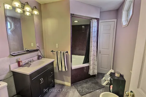 22 & 24 Francis Street, Quinte West, ON K8V 1S6