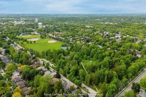 24 Lyon Avenue, Guelph, ON N1H 5C6